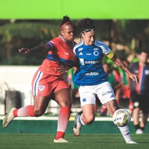 A equipe do Cruzeiro Feminino aplicou sonora goleada diante do Araguari pelo Mineiro Feminino - 