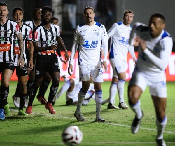 Athletic conquista vitória expressiva e deixa a zona de rebaixamento na Série B do Campeonato Brasileiro