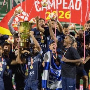 Barra conquista título inédito do Catarinense e festa termina com apagão na Arena Condá