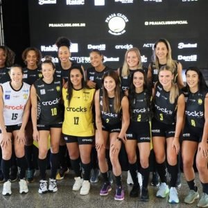 Praia Clube Vôlei Feminino - Foto: Bruno Cunha