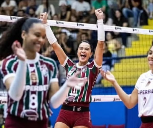 A equipe do Fluminense conquistou excelente vitória sobre o Praia Clube pela Superliga Feminina de Vôlei - Foto: Alex Maia