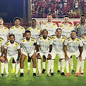 Elenco do Paracatu durante partida contra Guarani -Foto: Divulgação Instagram