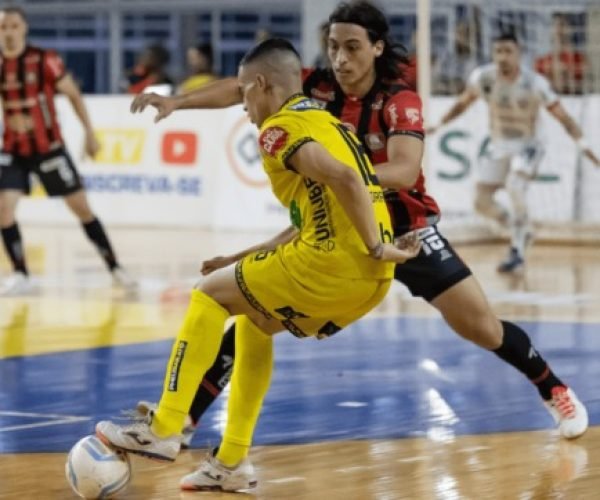 Praia Clube vence Campo Mourão e segue invicto no Brasileiro de Futsal - Foto: Bruno Cunha/Praia Clube