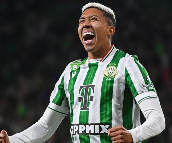 O Uberabense Matheus Saldanha é destaque no futebol da Turquia - Foto: Divulgação/Ferencváros