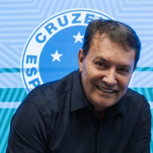 Empresário Pedro Lourenço reúne com jogadores do Cruzeiro - Foto: Matheus de Morais/Cruzeiro 