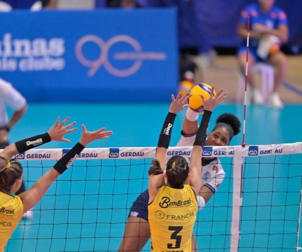 Praia Clube vence Minas de virada e decide o Sulamericano de clubes feminino de vôlei - Foto: Fred Magno/O Tempo 